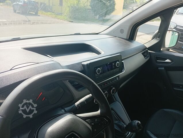 κλειστό βαν Renault Kangoo