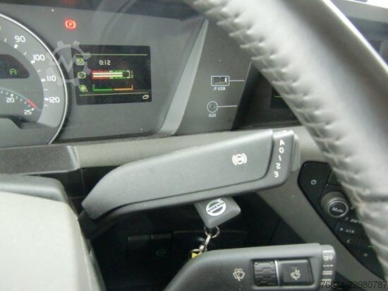 Speciale doeleinden vrachtwagen VOLVO FH 500 8X4*4 EURO 6, RETARDER, TIERKöRPERTRANSPORT VOLL LUFT