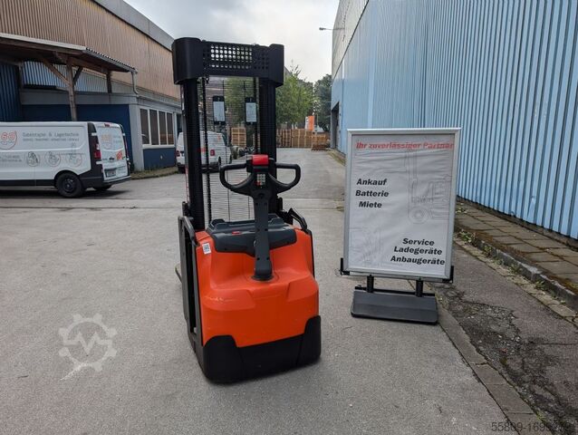 Stohovač palet BT SWE 160L