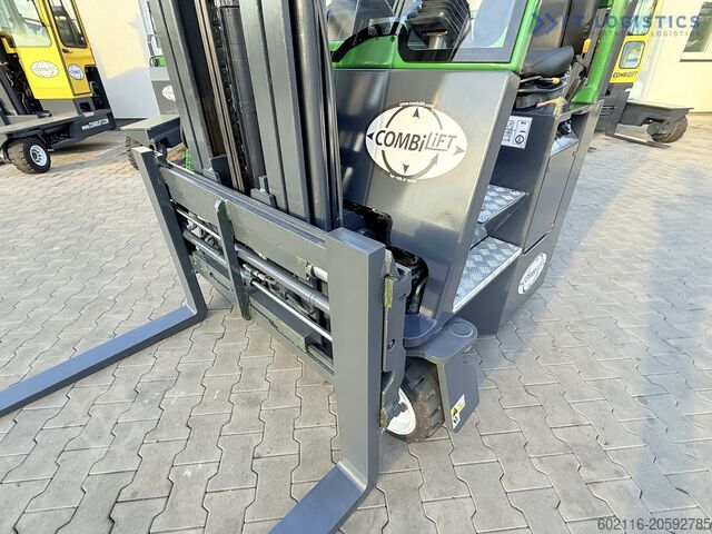 Vierwegheftruck Combilift C2500CB DIESEL TRIPLEX 5500 FREE LIFT
