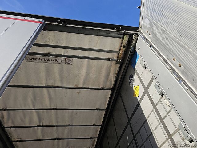 SCHMITZ SCB*S3T MOT 2/27 | 3 aksler | Skydetag SCHMITZ SCB*S3T MOT 2/27 | 3 AXLES | SLIDING ROOF