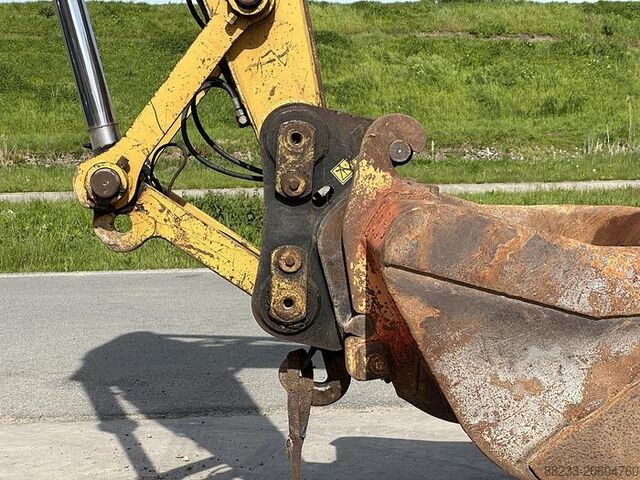 Bager za puzanje CAT 323FL