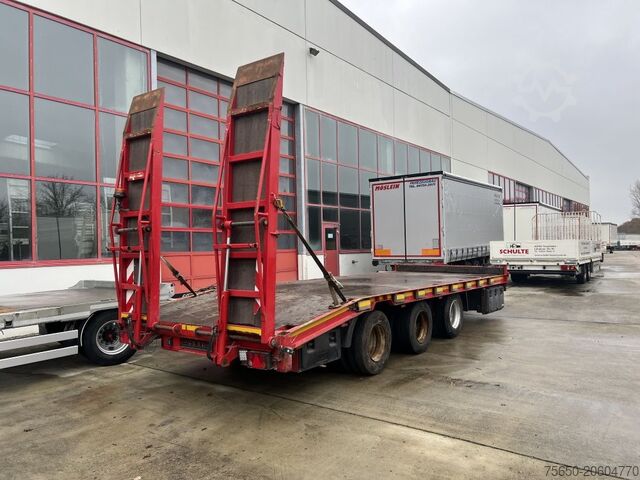 Poluprikolica za niskopodni prevoz 3 Achs Tridemtieflader- Anhänger