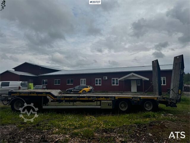 NC mérnöki gépszállító utánfutó hidraulikus meghajtással NC engineering Machine trailer w/ hydraulic driving b
