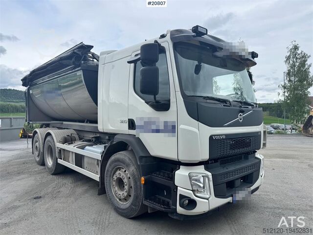 Skraldevogn Volvo FE320 6x2 Asphalt Spreader. 68,000 km!