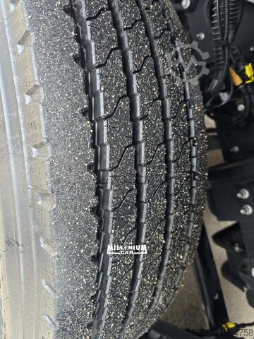 Sólo tahač Ford FORD FMAX 500 RETARDER ADR GOMME NUOVE