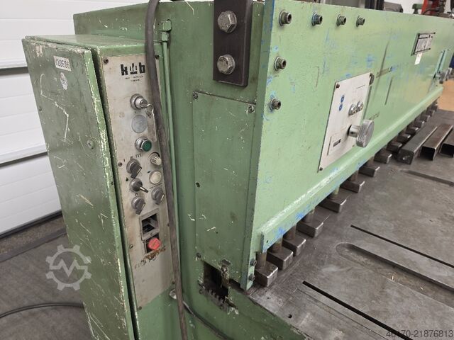 Hydraulické gilotinové nůžky Donewell 2500 3