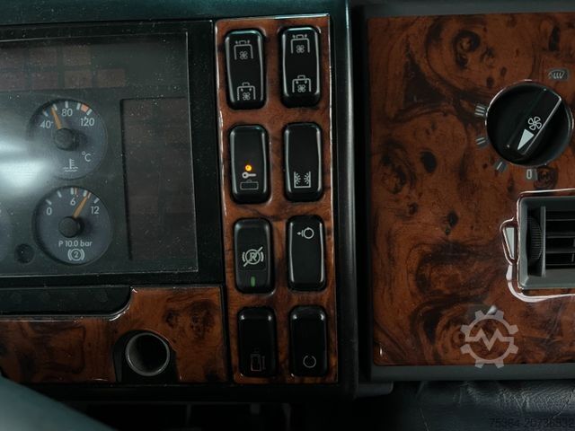 Turistbus MERCEDES-BENZ Medio 4.2 D 130 kw 26 Sitze Dachklima Ahk Euro 3