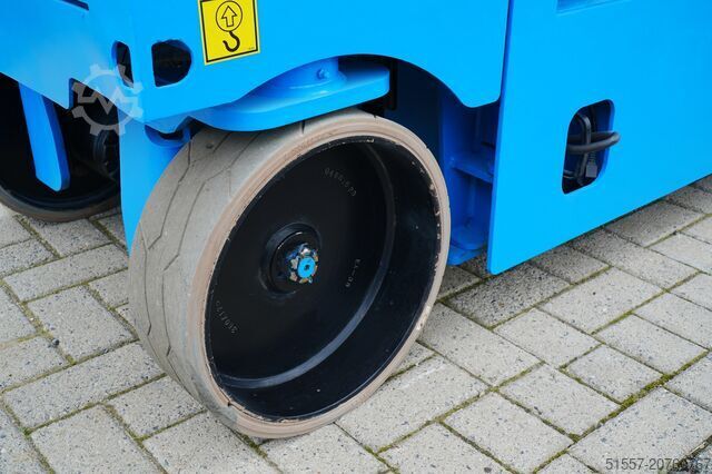 Schaarhoogwerker Airo X 12 EN | 2015