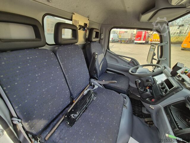 Garbage truck Mitsubishi Fuso Canter 5S13 / 1 OWNER / LIKE NEW