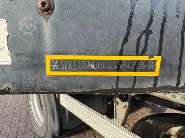 Mala Krone 3 ass geisoleerde  oplegger met laadklep