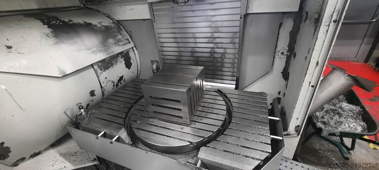 Centro de maquinagem universal Deckel Maho DMU 100T