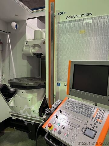 5-axis vertical machining centre MIKRON HPM 1350U TRIPALET