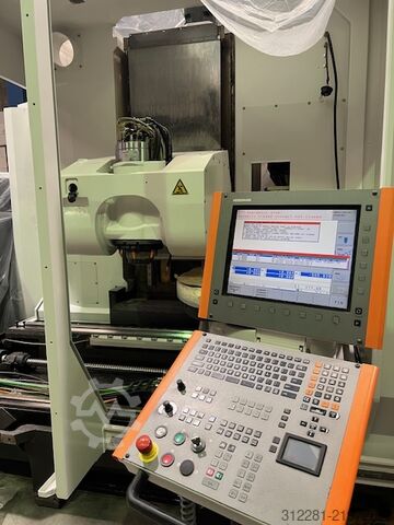 5-axis vertical machining centre MIKRON HPM 1350U TRIPALET