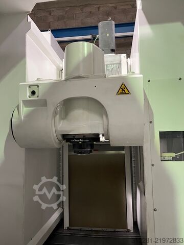 5-axis vertical machining centre MIKRON HPM 1350U TRIPALET