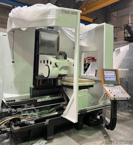 5-axis vertical machining centre MIKRON HPM 1350U TRIPALET