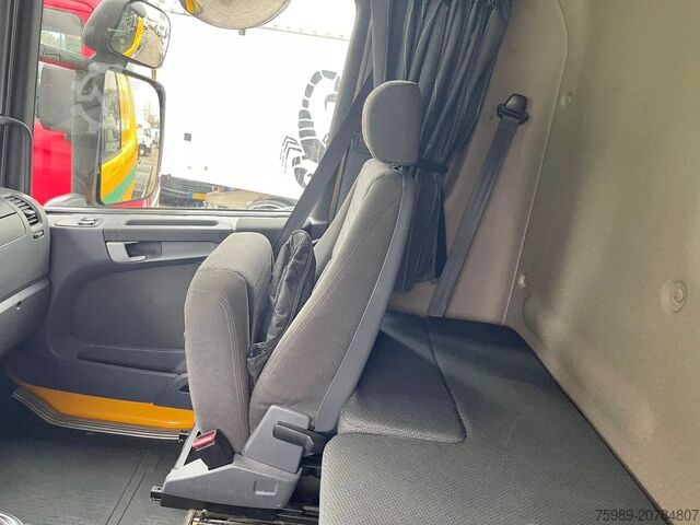 Chassis met cabine Scania R490 6x4 Retarder