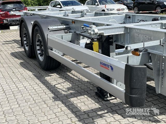 Naczepa podwoziowa wymienna Schmitz Cargobull Zentralachsanhänger Wechselfahrgestell Standard