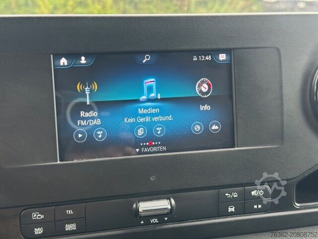 ψηλό και μακρύ κλειστό φορτηγό Mercedes-Benz Sprinter 314 L2H2 Ladebordwand Bär Klima