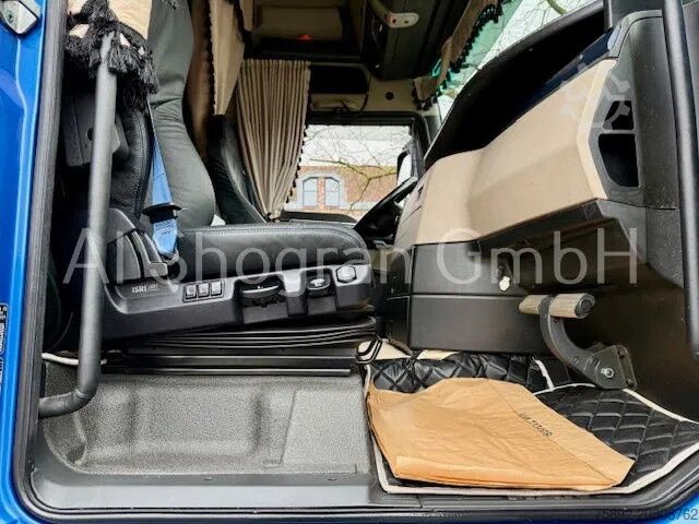 Standard-SZM MAN TGX 18.640 XXL/Retarder/Voll Luft/Eu6