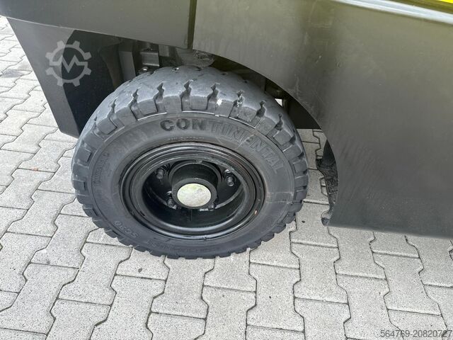 Čtyřkolový vysokozdvižný vozík Hyster H 5.0 FT / Container version / New price