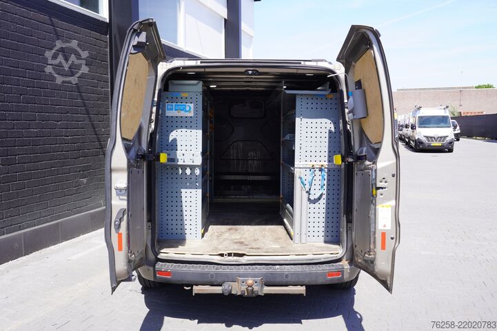 Bestelwagen Ford Transit Custom 2.0 TDCI 130PK EURO 6 - Airco - ...