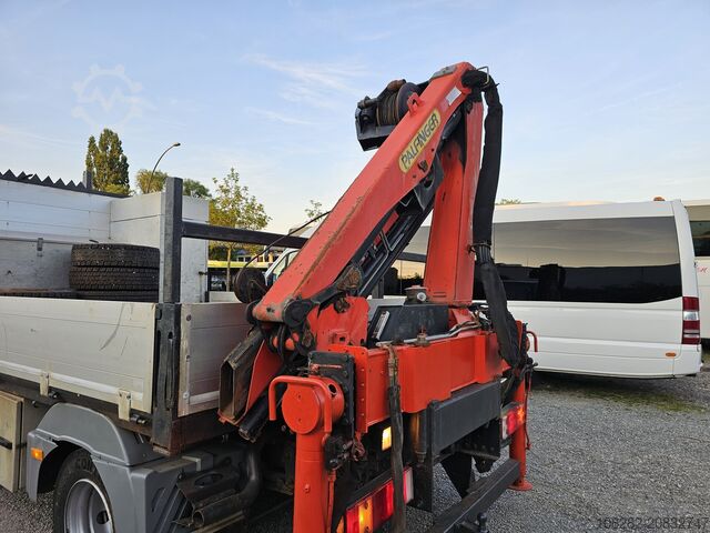 Pick-up van Mercedes-Benz 817/42AT7 Palfinger PK 5000 B Werkstatt