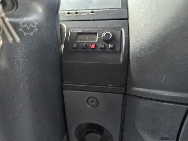 Pick-up van Mercedes-Benz 817/42AT7 Palfinger PK 5000 B Werkstatt