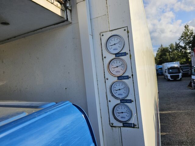 Truck with refrigerated box VOLVO FM330 6x2 FRIGOBLOCK Multizone Lenk u. L