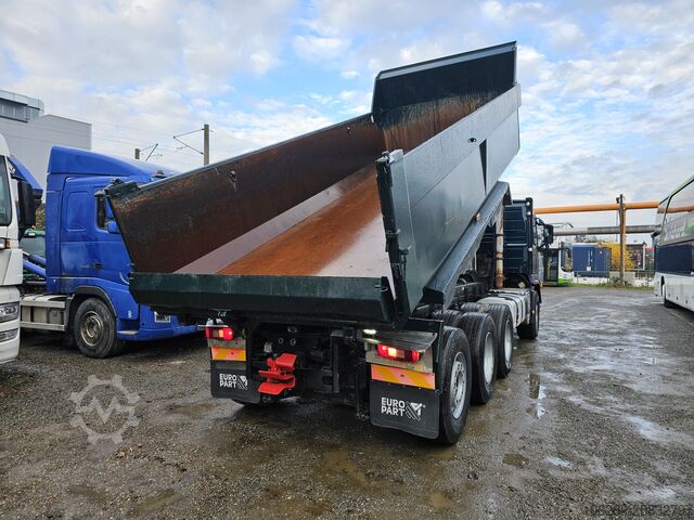 Tipper truck VOLVO FM-480-37 8x4 Kipper Ad-Blue Lift-Lenk