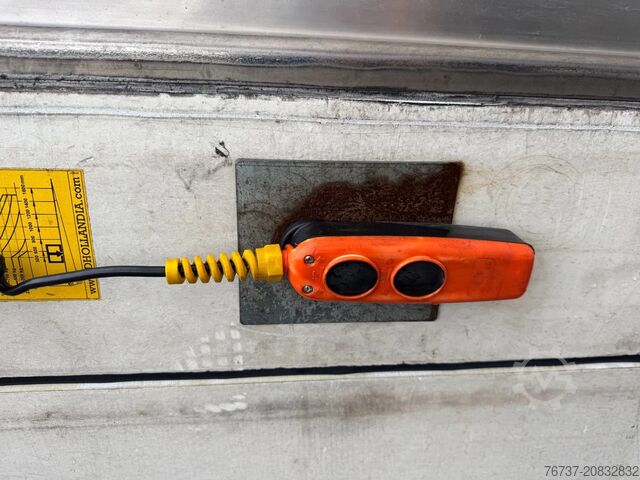 Refrigerated/frozen transport Scania P230 **FRIGO-COLDROOM-SWISS TRUCK**