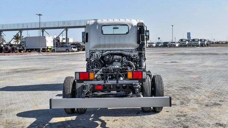 Şasi kabini Isuzu NPR 75