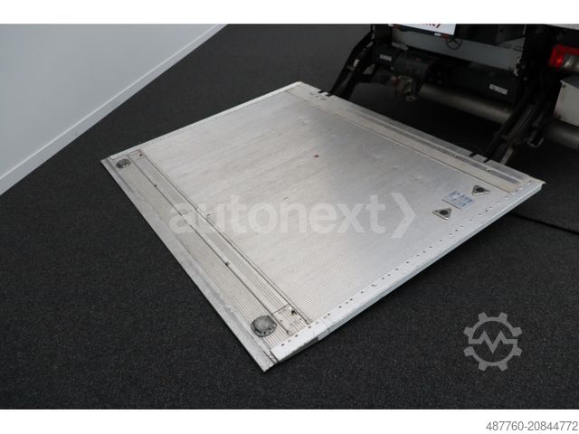 Dobozos furgon MERCEDES-BENZ Sprinter 316 Automatik **AHK 3,5t** LBW+NAVI 182