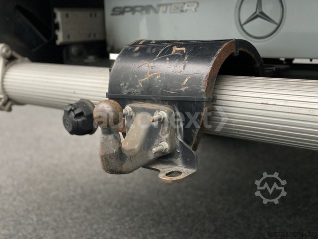 Dobozos furgon MERCEDES-BENZ Sprinter 316 Automatik **AHK 3,5t** LBW+NAVI 182