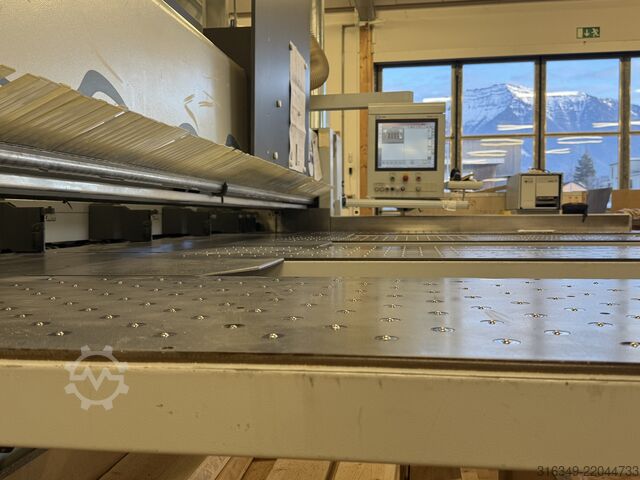 Sierra de panel HOLZMA Optimat HPP 380/43/43