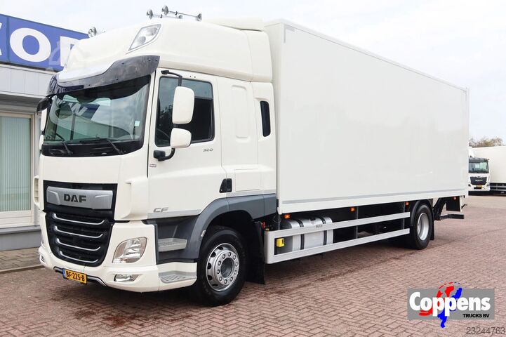 DAF CF 320 FA με αμάξωμα bak, υδραυλική πίσω πόρτα ανύψωσης Dhollandia 2.000 kg και κυλινδρικά στοπ DAF CF 320 FA Bak + Dhollandia 2000kg klep + rolstops