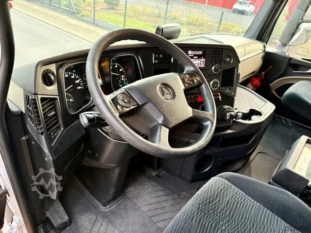 Mercedes-Benz Actros 1845 StreamSpace / Euro 6 Mercedes-Benz Actros 1845 StreamSpace / Euro 6
