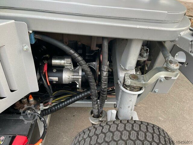 Maaier Grillo FD2200 4WD Frontmäher