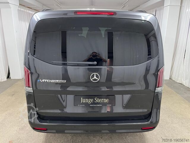 Minibus Mercedes-Benz Vito eVito 129 Tourer PRO L Multib 8Sitze Distr 90kwh
