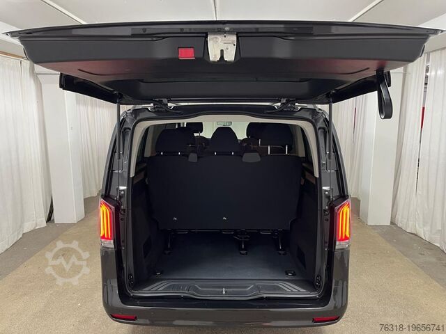 Minibusz Mercedes-Benz Vito eVito 129 Tourer PRO L Multib 8Sitze Distr 90kwh