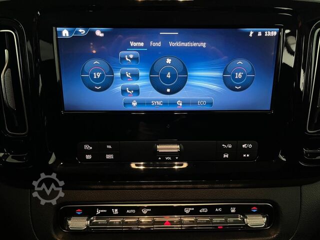 Minibus Mercedes-Benz Vito eVito 129 Tourer PRO L Multib 8Sitze Distr 90kwh