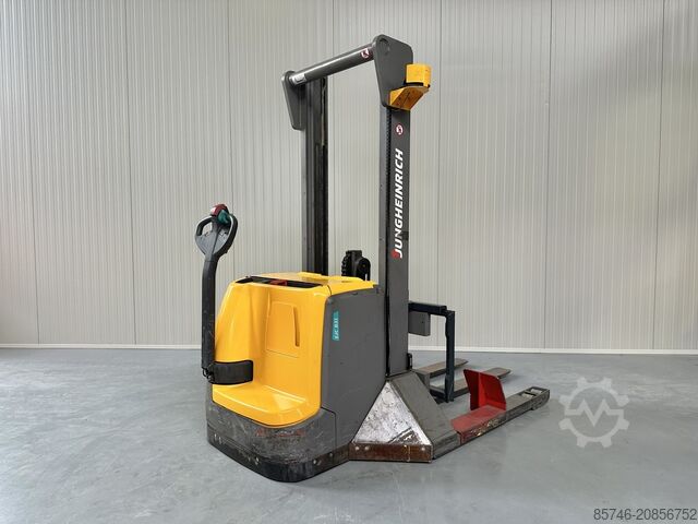 EJC-B 31 ( 3,1T @ 650 MM !!!) JUNGHEINRICH EJC-B 31 ( 3.1T @ 650 MM !! )