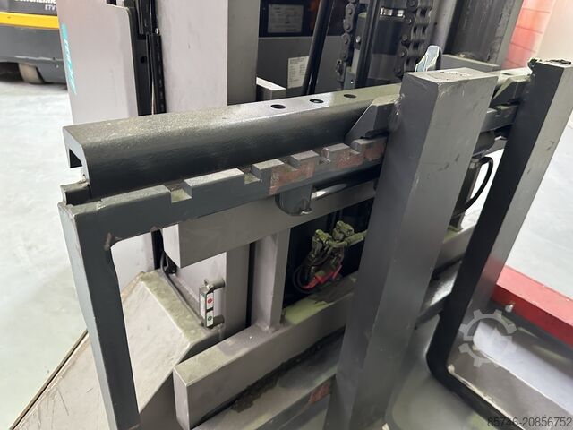 EJC-B 31 ( 3,1T @ 650 MM !!!) JUNGHEINRICH EJC-B 31 ( 3.1T @ 650 MM !! )