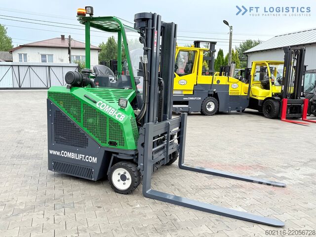 četvorosmerni viljuškar Combilift CB3000 / TRIPLEX 4900MM / FREE LIFT