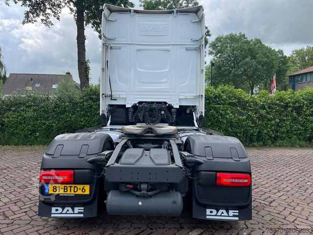 Standaard-SZM DAF XG+ 530 FT