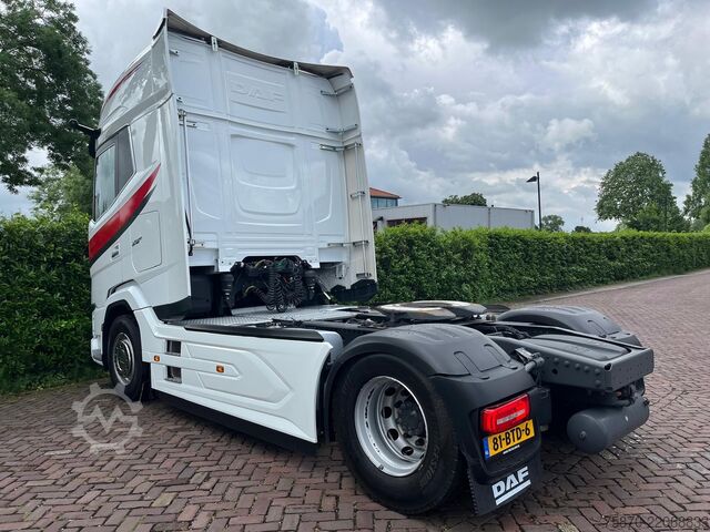Standaard-SZM DAF XG+ 530 FT