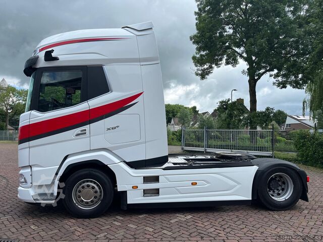 Standaard-SZM DAF XG+ 530 FT