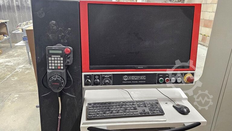 Centru de prelucrare HOUFEK X5 Proform