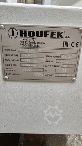 Centru de prelucrare HOUFEK X5 Proform