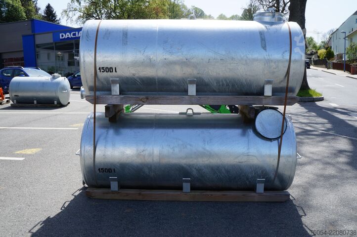 Landbouwmachine  Wasserfass verzinkt 1500 Liter
